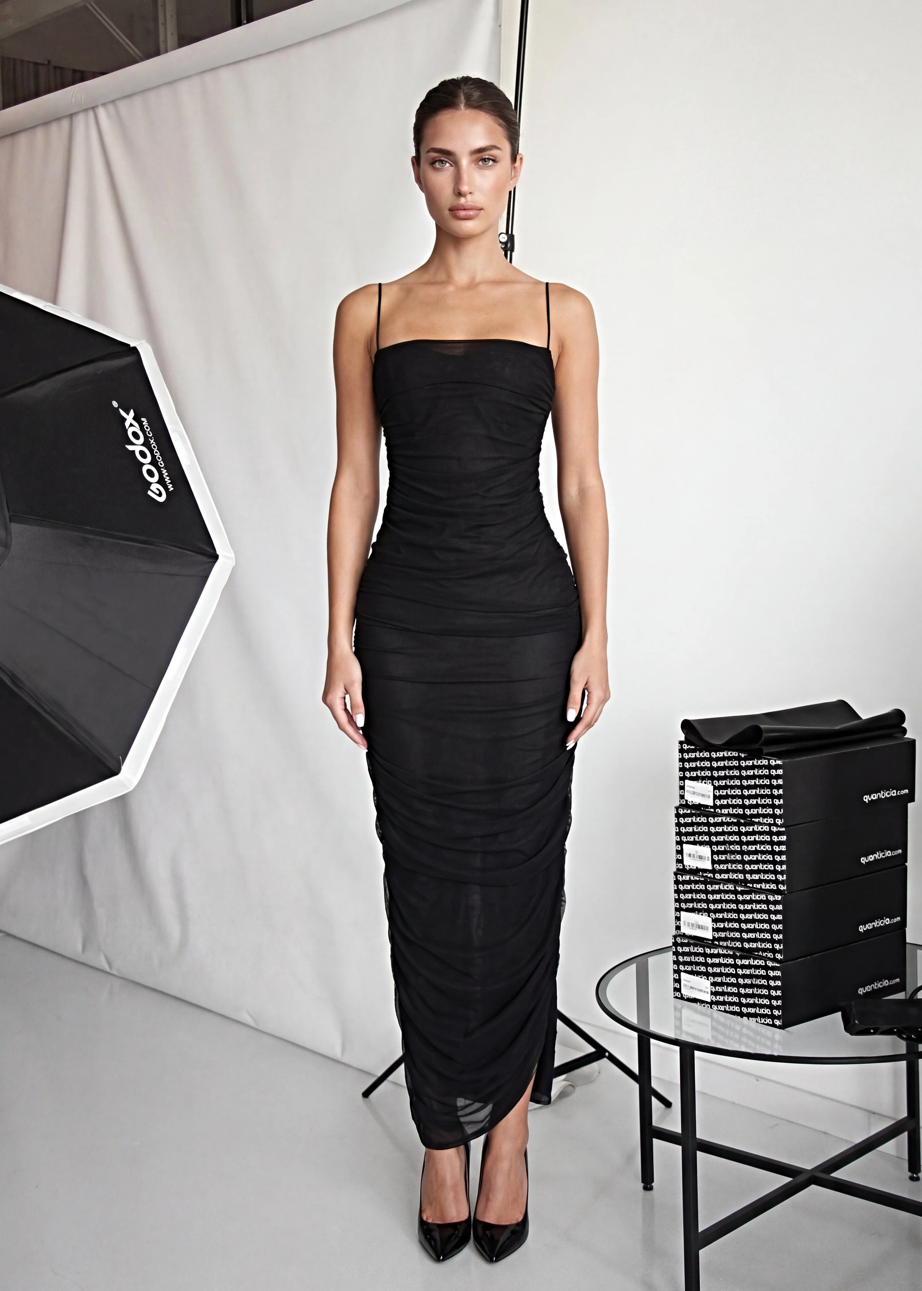 ALIDA - vestito lungo in tessuto drappeggiato mesh nero
