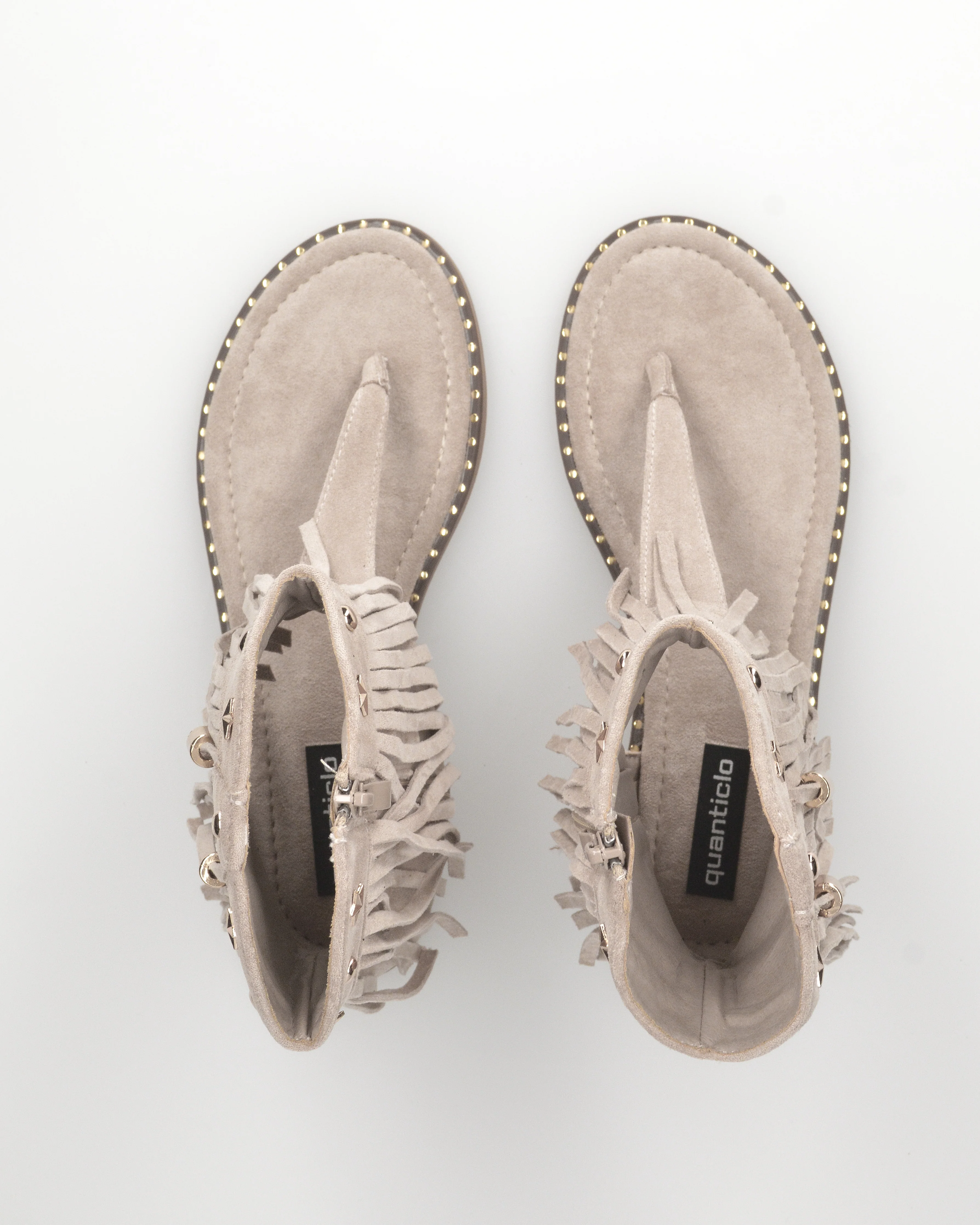ALLEGRA - sandalo Boho-Chic, infradito in camoscio beige con frange e borchie a stella - Image 4