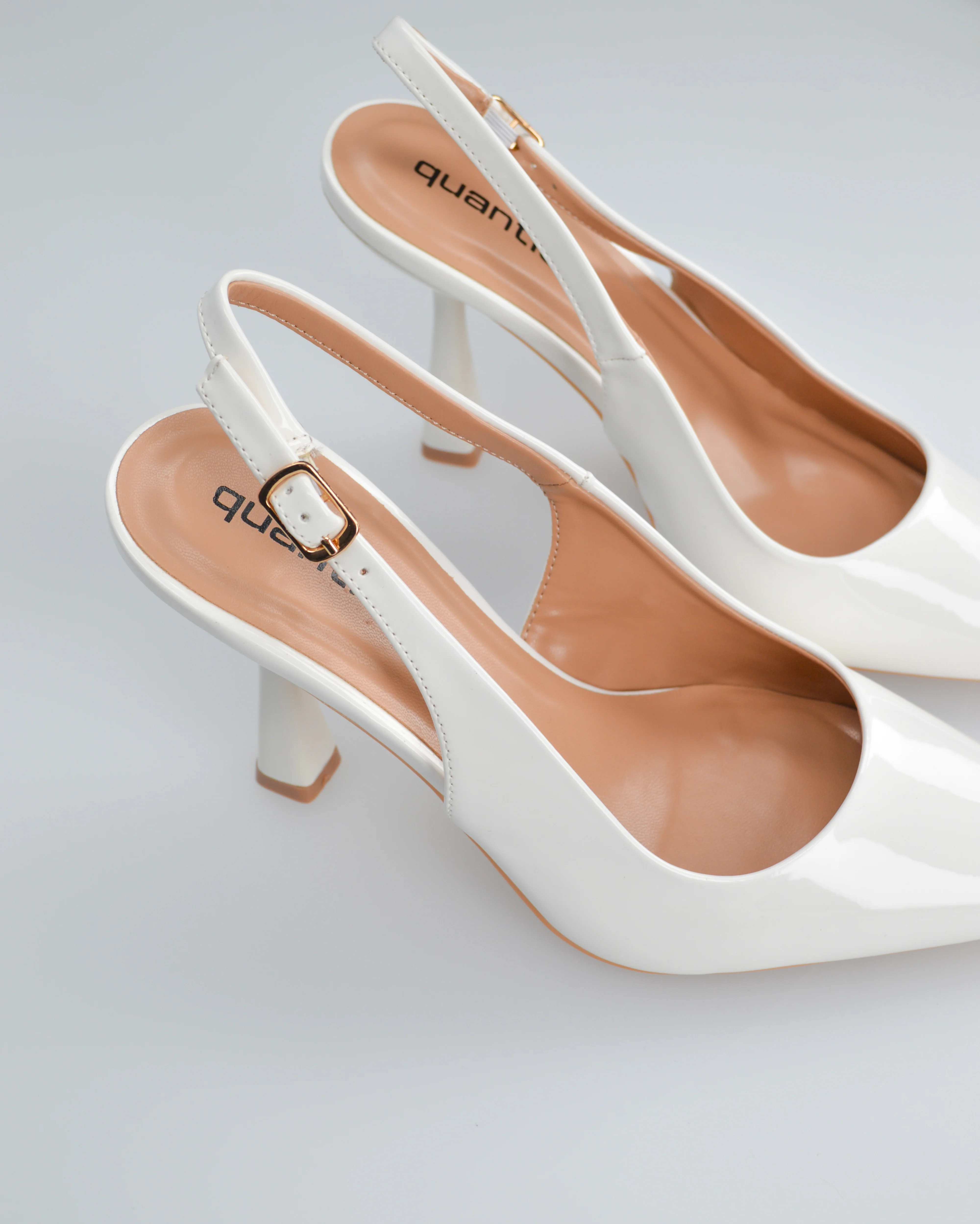 ANETTE - décolleté in glassy bianco con cinturino regolabile - Image 4