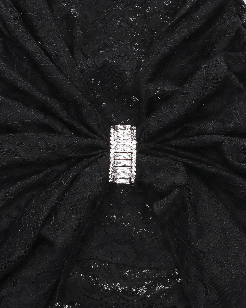 REA - vestito mini in pizzo nero con drappeggio sul davanti e dettaglio in diamanti - Image 5