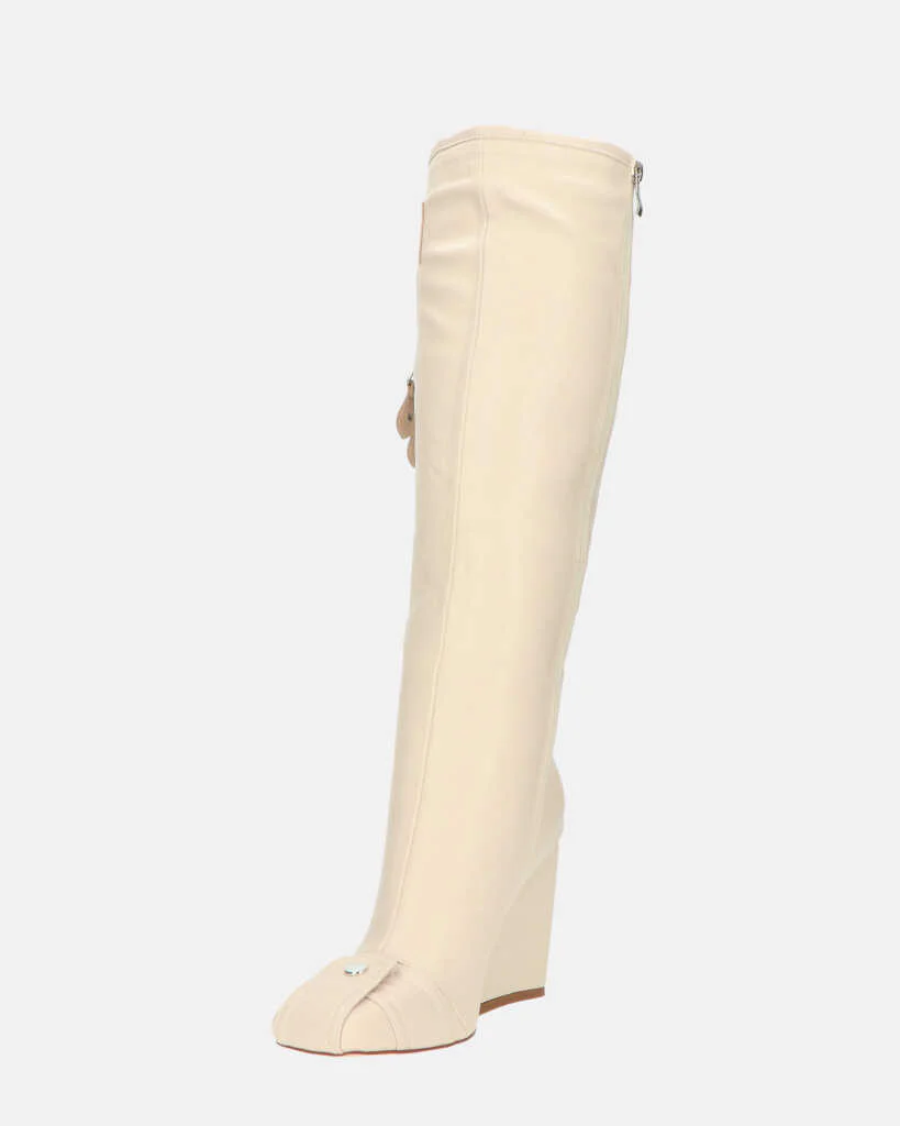 DEVA - stivali alti beige con cerniere e tacco squadrato - Image 7
