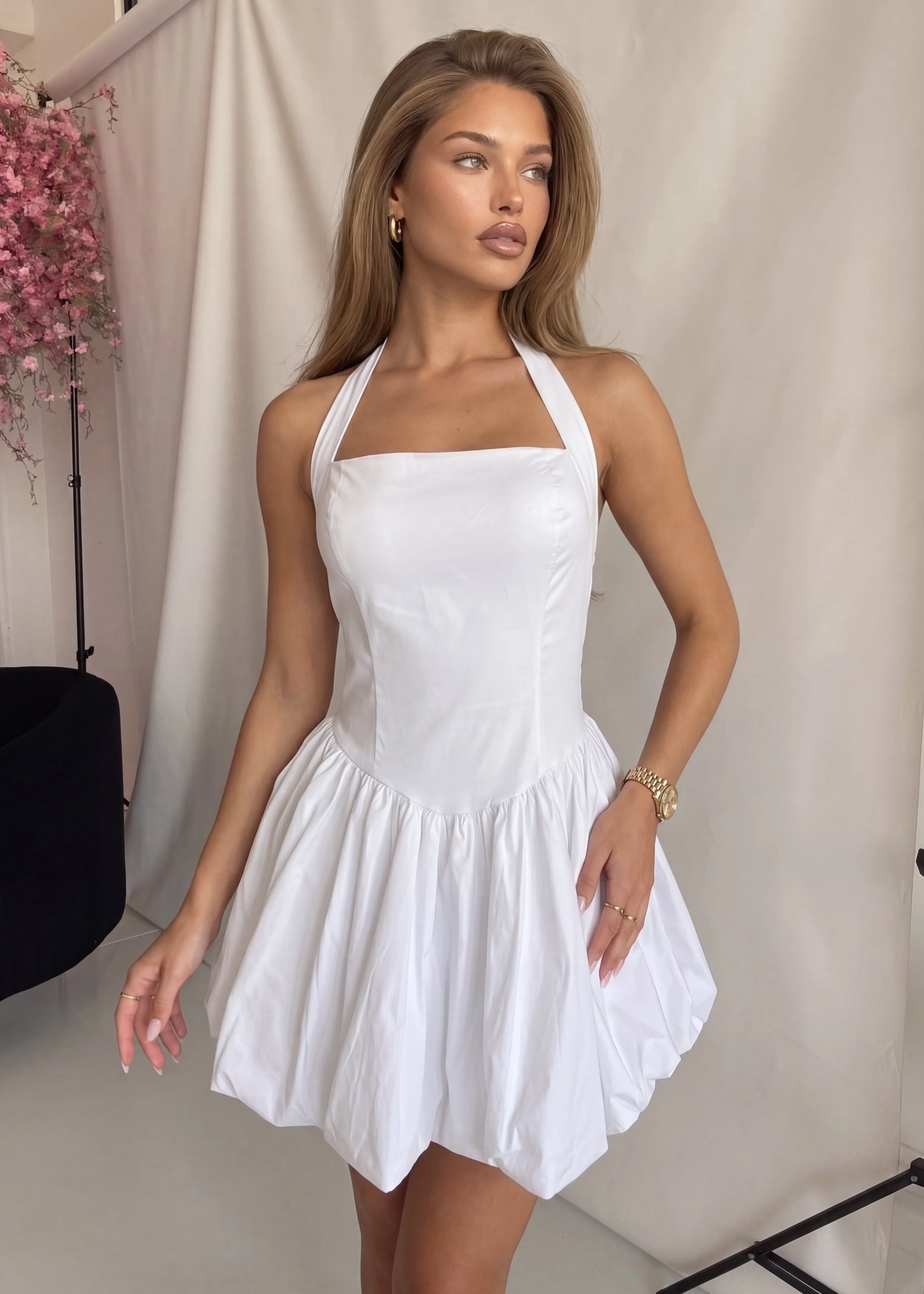 MAGDA - abito mini in bianco con gonna ampia in cotone - Image 2