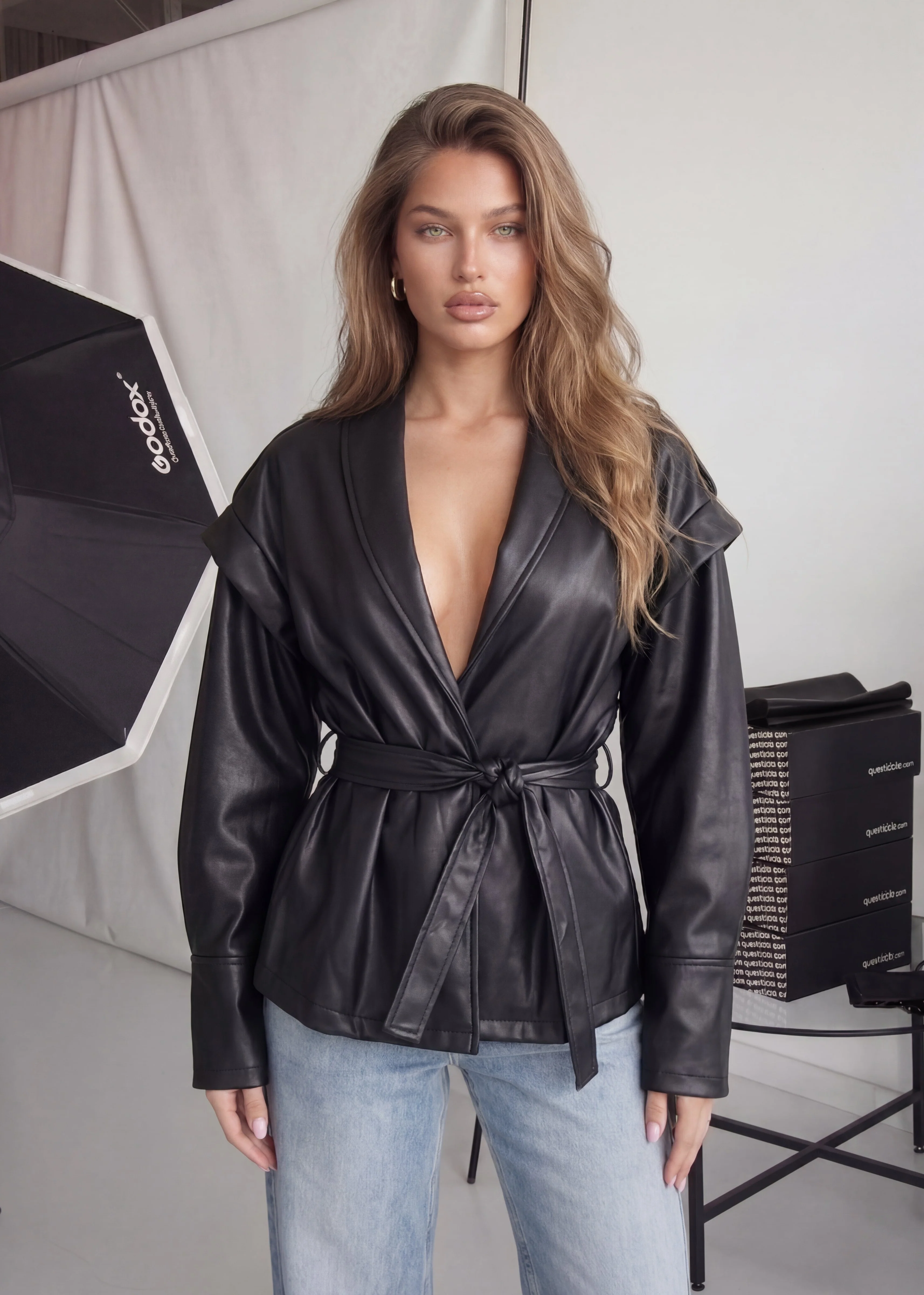 MAITE - giacca blazer in simil pelle effetto bomber in nero