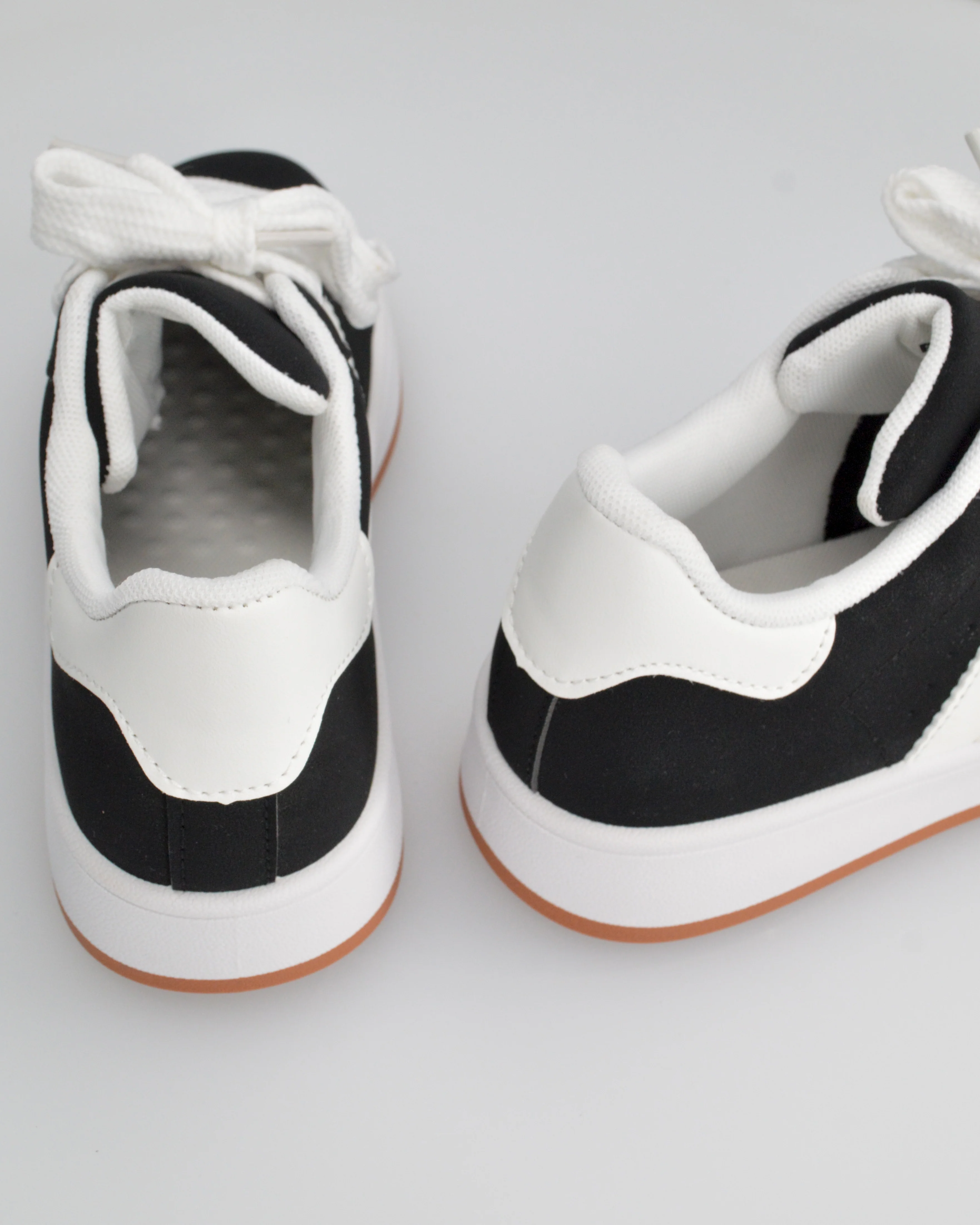 MARGARET - sneakers nere con suola e dettagli bianchi - Image 5