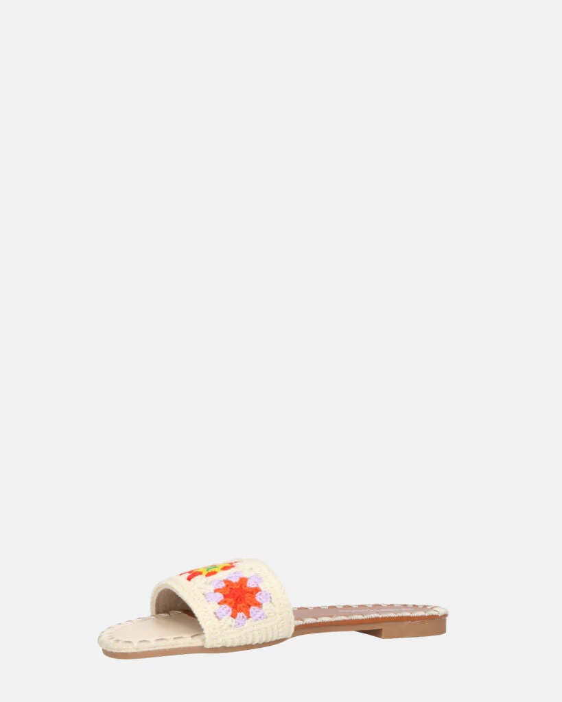 MARILIA - ciabattine beige chiaro con decorazioni ricamate e suola marrone - Image 9